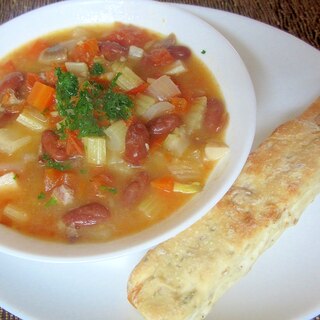 お豆とセロリのトマトスープの朝パンプレート